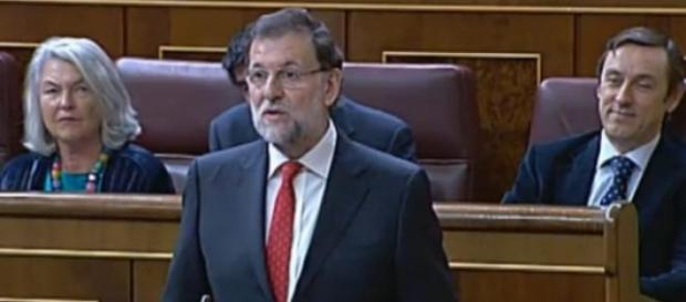 Rajoy recuerda a Sánchez la herencia de Zapatero Rajoy recuerda a Sánchez la herencia de Zapatero