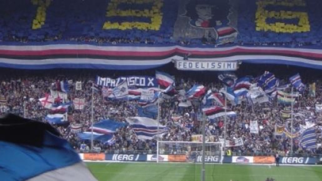 La gradinata sud blucerchiata