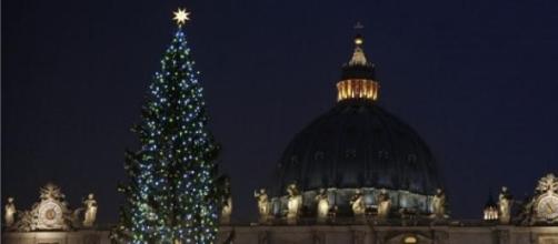 Immagini Suggestive Di Natale.Natale 2014 A Roma Alberi Natalizi Presepi E Luci