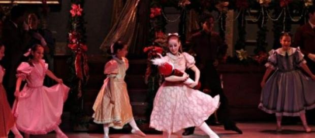 Cisne Negro Cia de Dança apresenta O Quebra-Nozes Cisne Negro Cia de Dança apresenta O Quebra-Nozes