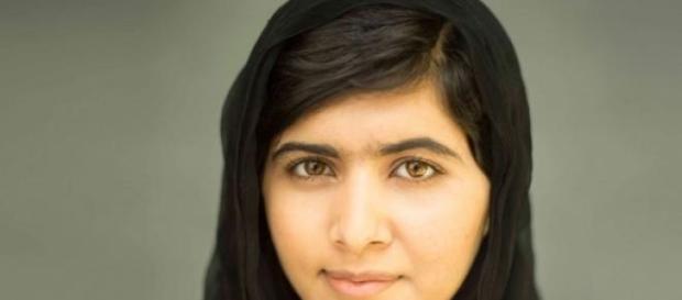 Malala Yousafzai recebeu Prémio Nobel da Paz. Malala Yousafzai recebeu Prémio Nobel da Paz.