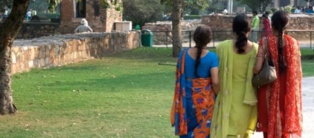 Mulheres indianas são vítimas de agressões sexuais Mulheres indianas são vítimas de agressões sexuais