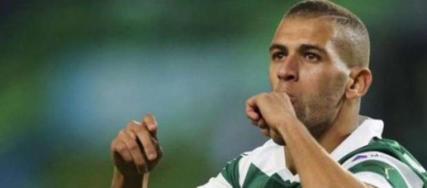 Sporting pede 10 milhões para libertar Slimani Sporting pede 10 milhões para libertar Slimani
