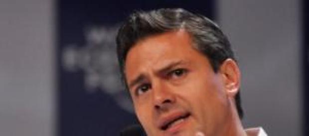 Enrique Peña Nieto, entre escándalos y corrupción. Enrique Peña Nieto, entre escándalos y corrupción.