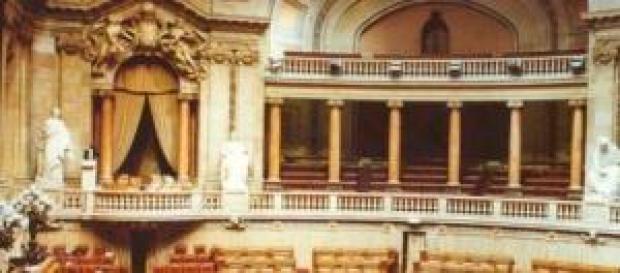 Parlamento português - Uma crítica Parlamento português - Uma crítica