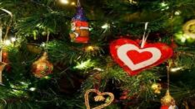 Come rinnovare il vecchio albero di Natale