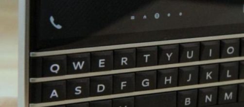 BlackBerry progetta una QWERTY nascosta? 