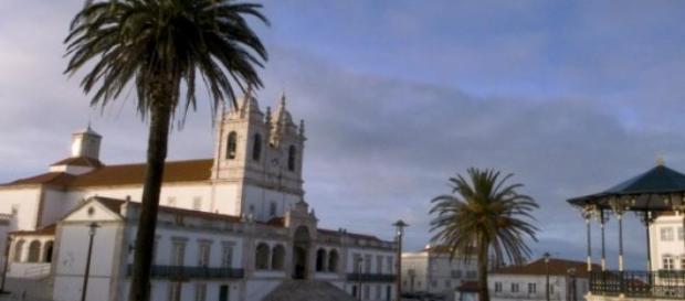 Penhora na Câmara Municipal da Nazaré Penhora na Câmara Municipal da Nazaré