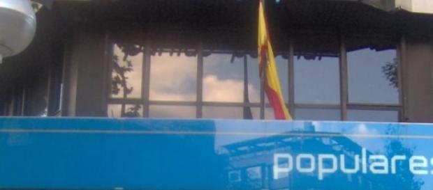 El Partido Popular recurre a "la caca" El Partido Popular recurre a "la caca"