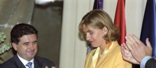 La Infanta Cristina se sentará en el banquillo La Infanta Cristina se sentará en el banquillo