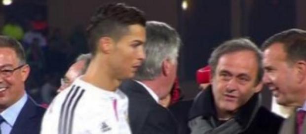 CR7 y Platini no se saludaron. Foto: football.fr CR7 y Platini no se saludaron. Foto: football.fr