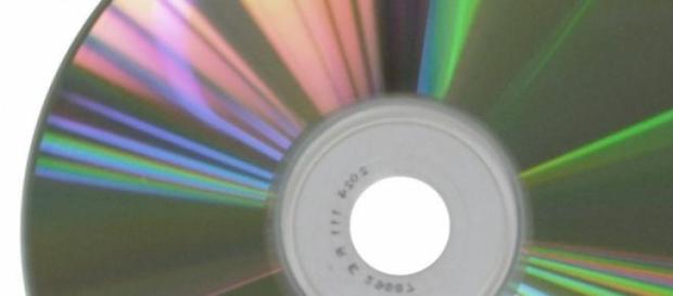 La mort des CD deux titres. La mort des CD deux titres.