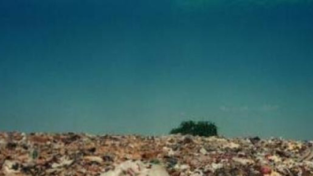 Discarica abusiva a Capramorta, localit&agrave; di Jonadi