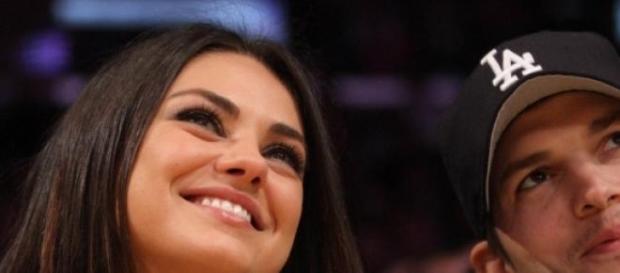 Ashton y Mila se comprometieron en el 2014 Ashton y Mila se comprometieron en el 2014