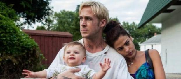 Eva Mendes, Ryan Gosling y la pequeña Esmeralda Eva Mendes, Ryan Gosling y la pequeña Esmeralda
