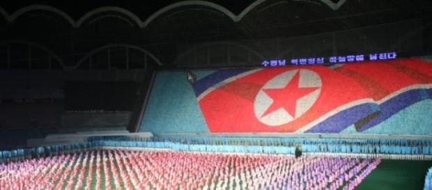 Estados vizinhos aliam-se contra Coreia do Norte. Estados vizinhos aliam-se contra Coreia do Norte.
