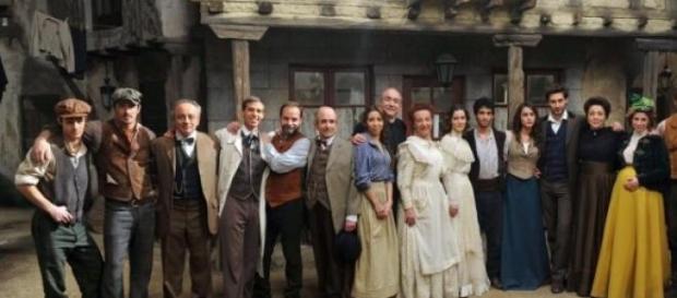 Nella foto: il cast della soap Il Segreto Nella foto: il cast della soap Il Segreto