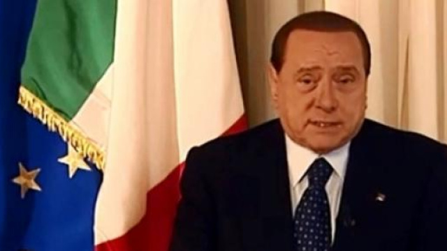 Jobs act e riforma pensioni, Berluscon vs Renzi