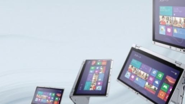 Volantini Unieuro ed Expert, gennaio 2015