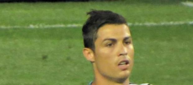 Cristiano Ronaldo integra 'onze' do ano. Cristiano Ronaldo integra 'onze' do ano.