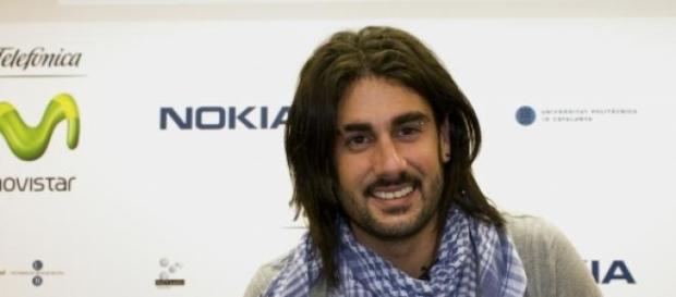 Melendi, en problemas por el juego Melendi, en problemas por el juego
