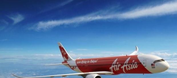 Aviao desaparecido entre Indonesia e Singapura Aviao desaparecido entre Indonesia e Singapura