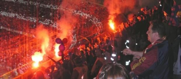 El fútbol debe evitar la violencia El fútbol debe evitar la violencia