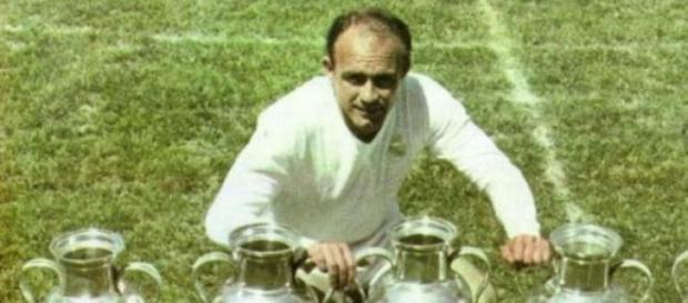 Alfredo Di Estéfano, uno de los que nos dejó. Alfredo Di Estéfano, uno de los que nos dejó.