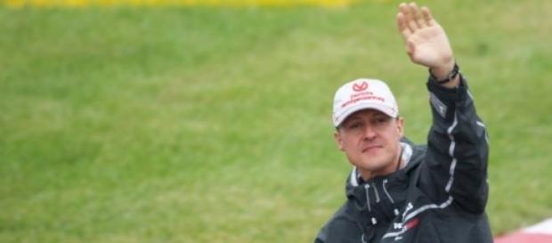 Michael Schumacher se recupera de grave acidente Michael Schumacher se recupera de grave acidente
