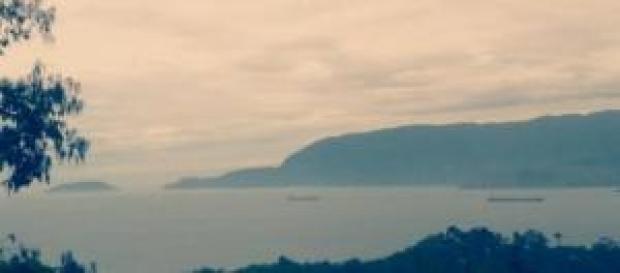 Ilha: calma, agitada, romântica e bela Ilha: calma, agitada, romântica e bela