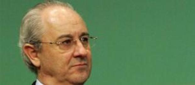 "De corpo inteiro" a primeira biografia de Rui Rio "De corpo inteiro" a primeira biografia de Rui Rio