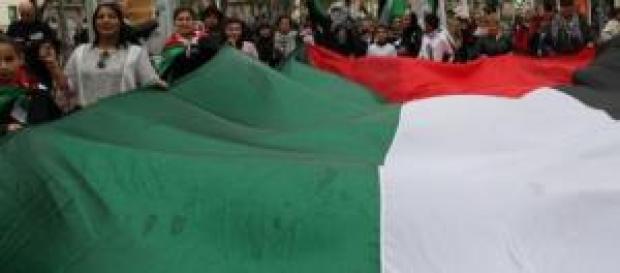Un drapeau sans Etat, une nation en devenir? Un drapeau sans Etat, une nation en devenir?