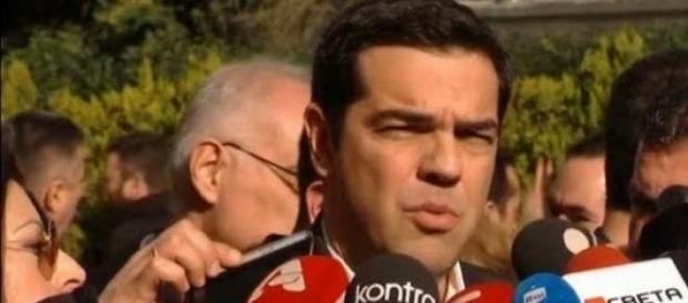 Il leader radicale Tsipras favorito alle elezioni Il leader radicale Tsipras favorito alle elezioni