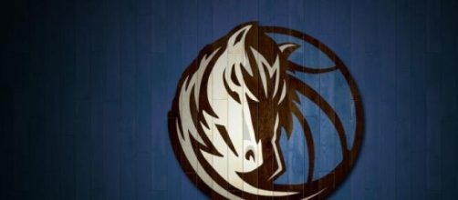 Logo de los Dallas Mavericks