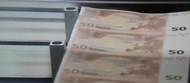 Dinero cada vez más escaso por la crisis Dinero cada vez más escaso por la crisis