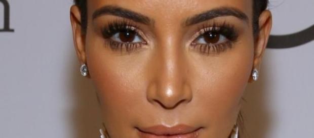 Kim Kardashian posando ante el photocall Kim Kardashian posando ante el photocall