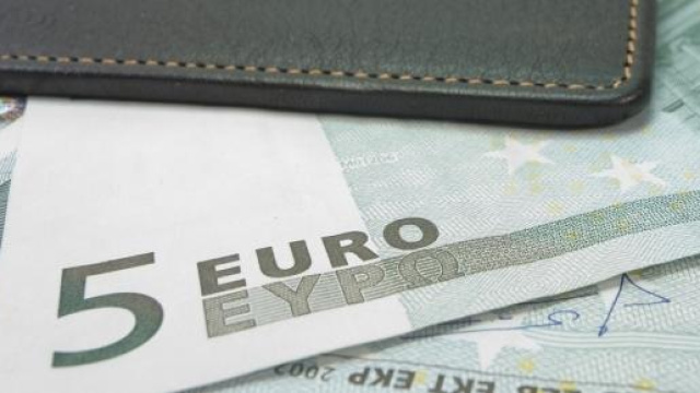 Aumento tasse nel 2015 per sigarette e birra.