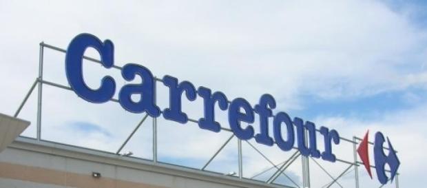 Carrefur indemniza a cliente con 12 mil euros Carrefur indemniza a cliente con 12 mil euros