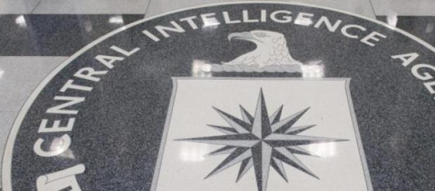 Emblema del Servicio de Inteligencia (CIA) Emblema del Servicio de Inteligencia (CIA)