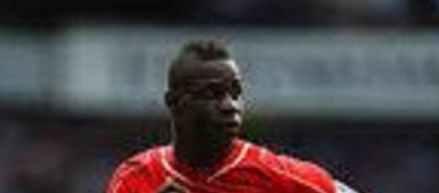 Mario Balotelli sotto inchiesta. Mario Balotelli sotto inchiesta.