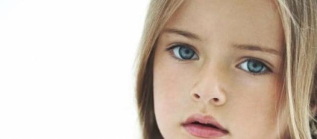 Menina mais bonita do mundo tem apenas 8 anos Menina mais bonita do mundo tem apenas 8 anos