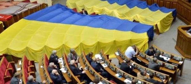 Un Parlamento con los cambios sin precedentes. Un Parlamento con los cambios sin precedentes.