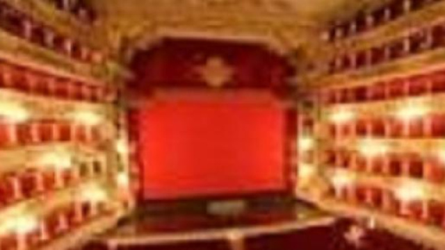 Nella foto, interno del Teatro alla Scala, Milano