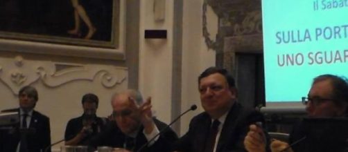 Barroso durante la lezione sull'Europa del futuro.