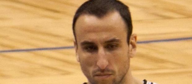 Ginóbili sigue siendo fundamental en los Spurs. Ginóbili sigue siendo fundamental en los Spurs.