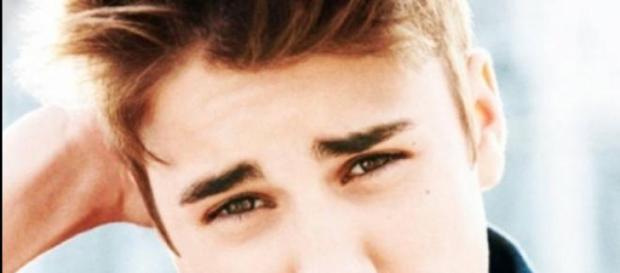 Justin Bieber se hizo un cambio de look. Justin Bieber se hizo un cambio de look.