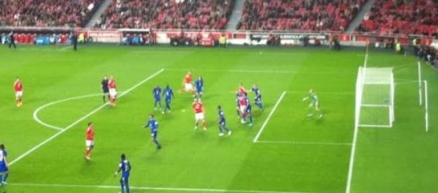 Benfica à procura do golo. Benfica à procura do golo.