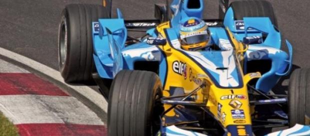Fernando Alonso en el año 2006. Fernando Alonso en el año 2006.