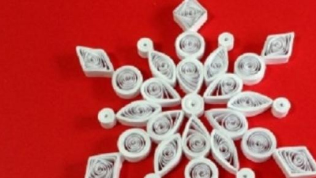 Addobbi di Natale 2014 fai da te: fiocchi di neve