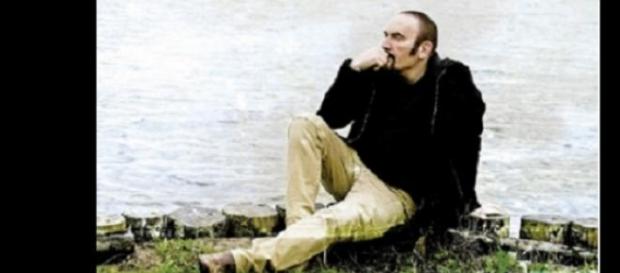 Addio Mango, indimenticabile cantautore italiano Addio Mango, indimenticabile cantautore italiano